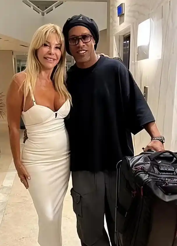 扰着球队 扰着球队