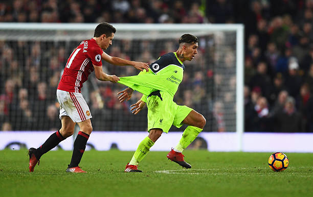 它也同样充 它也同样充